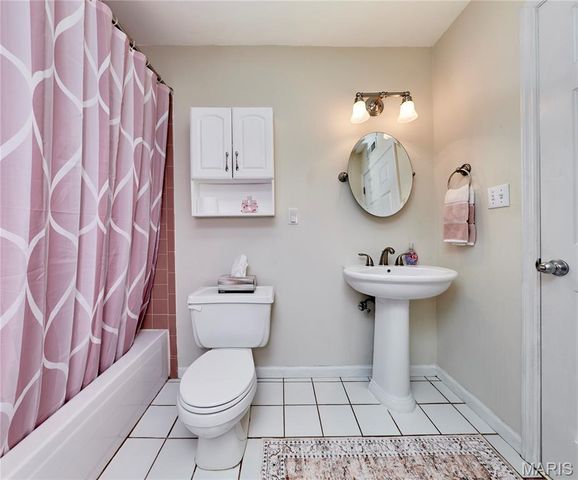 4501 Eli Drive K, St Louis, MO 63128