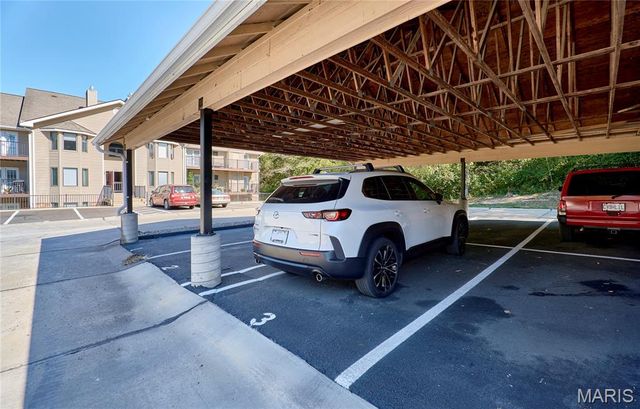 4501 Eli Drive K, St Louis, MO 63128