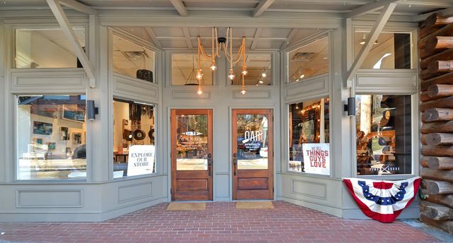 196 Grayson Point, Blue Ridge, GA 30153