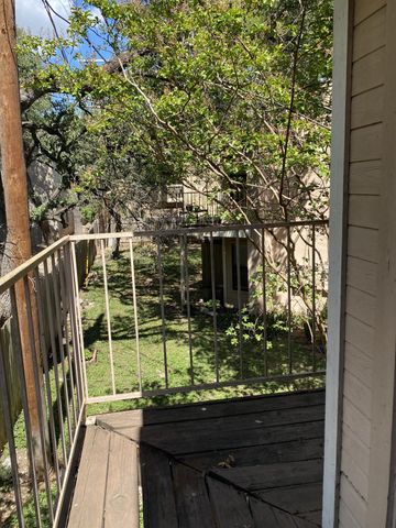 8418 Fathom CIR 203, Austin, TX 78750