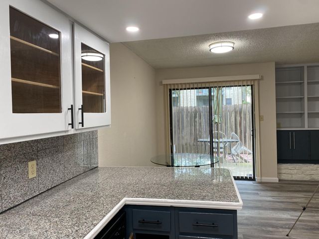 8418 Fathom CIR 203, Austin, TX 78750