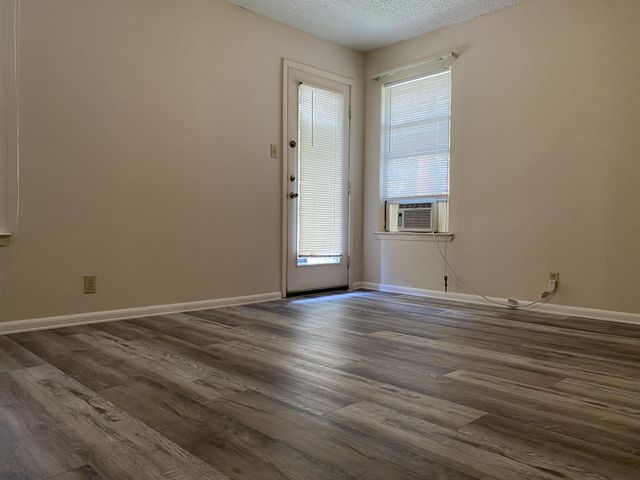 8418 Fathom CIR 203, Austin, TX 78750