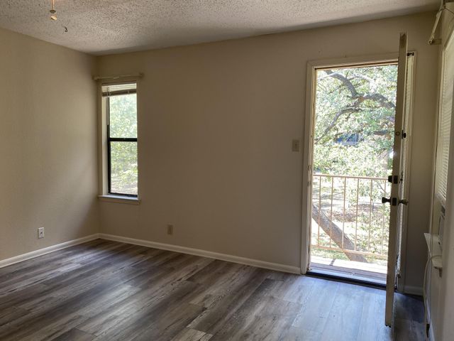 8418 Fathom CIR 203, Austin, TX 78750