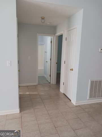 6220 Harvard Court, Morrow, GA 30260