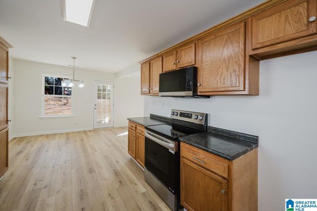 120 HILLS MINE AVENUE, West Blocton, AL 35184