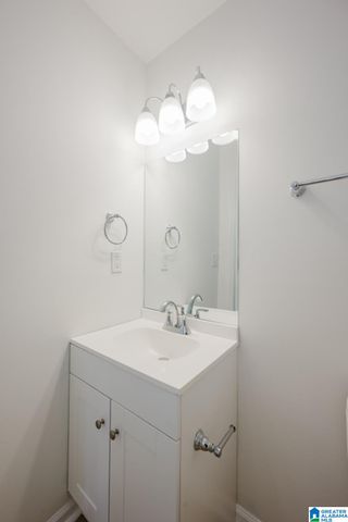 120 HILLS MINE AVENUE, West Blocton, AL 35184