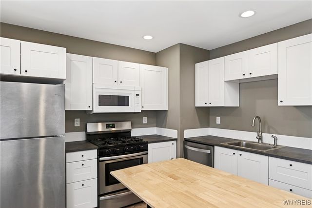 111 Harding Road, Buffalo, NY 14220