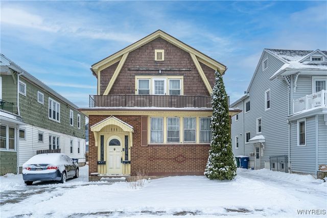 111 Harding Road, Buffalo, NY 14220