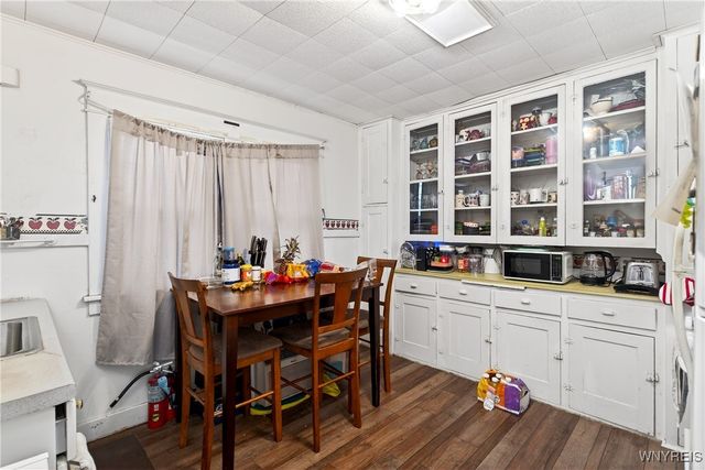 111 Harding Road, Buffalo, NY 14220