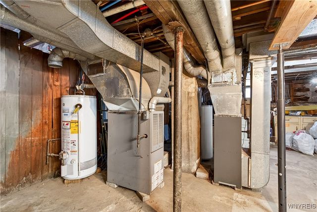 111 Harding Road, Buffalo, NY 14220