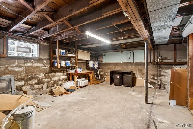 111 Harding Road, Buffalo, NY 14220