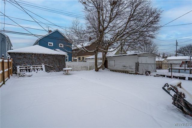 111 Harding Road, Buffalo, NY 14220