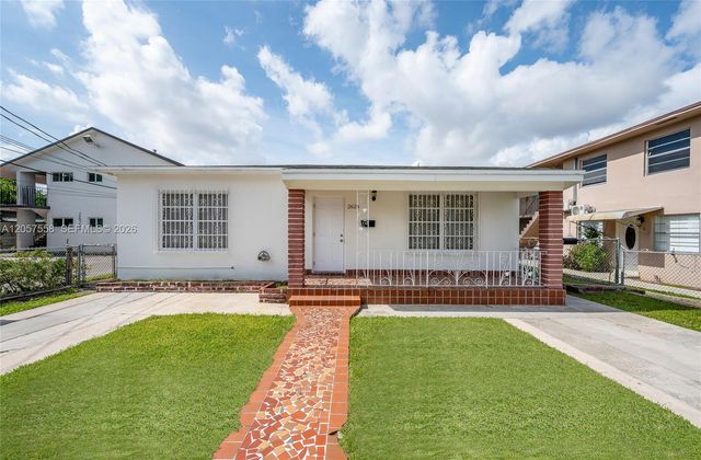 2624 NW 24th St, Miami, FL 33142