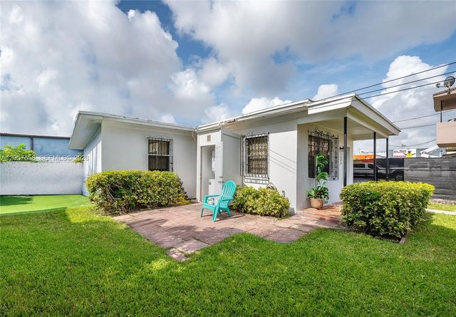 2624 NW 24th St, Miami, FL 33142