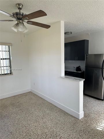 2624 NW 24th St, Miami, FL 33142