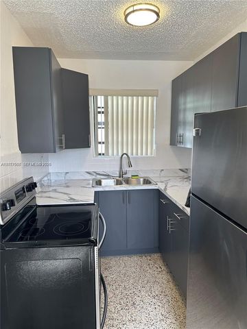 2624 NW 24th St, Miami, FL 33142