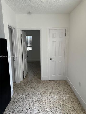 2624 NW 24th St, Miami, FL 33142