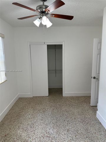 2624 NW 24th St, Miami, FL 33142