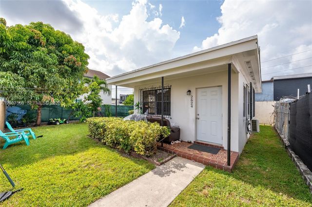2624 NW 24th St, Miami, FL 33142