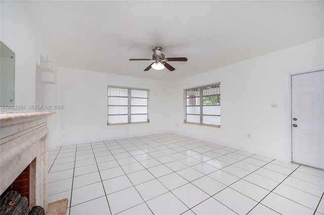 2624 NW 24th St, Miami, FL 33142