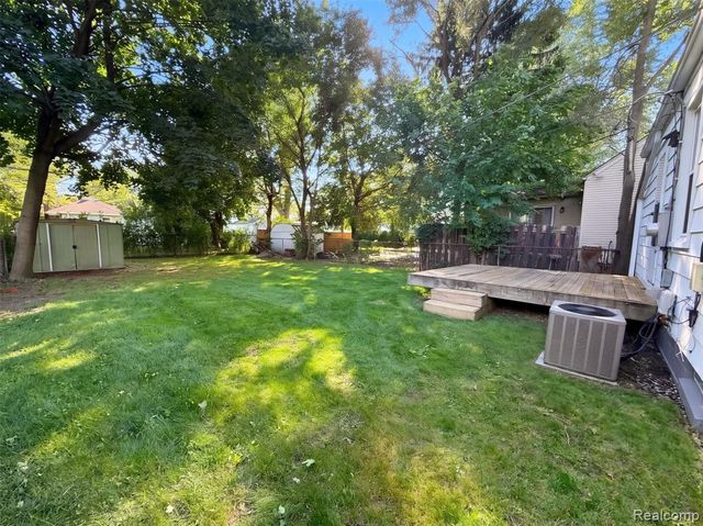 830 Channing Street, Ferndale, MI 48220