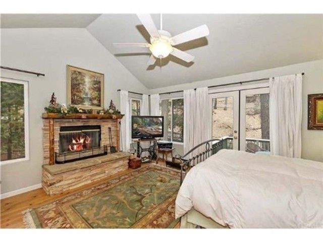 29591 Hook Creek, Cedar Glen, CA 92321