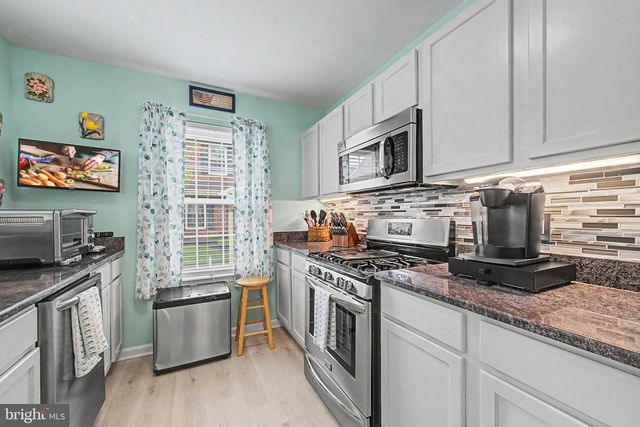 1551 JOHN ADAMS CT, Mays Landing, NJ 08330