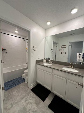 2721 CAMDEN LANE, Davenport, FL 33837