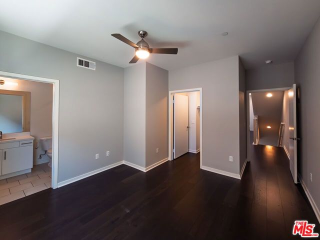 2926 Rowena Avenue 2, Los Angeles, CA 90039