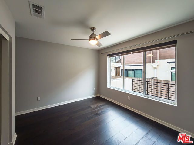 2926 Rowena Avenue 2, Los Angeles, CA 90039