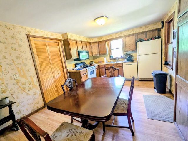 859 Cypress Avenue, Friendship, WI 53934