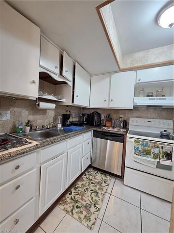 3704 Broadway # 303, Fort Myers, FL 33901