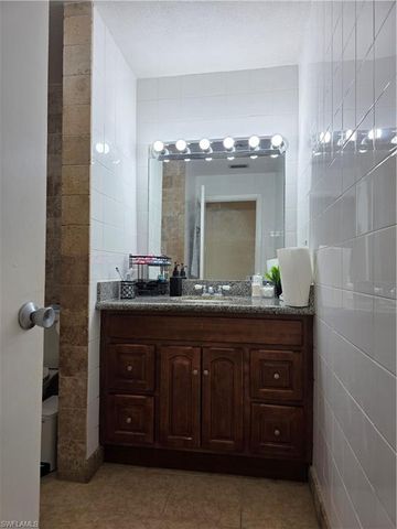 3704 Broadway # 303, Fort Myers, FL 33901