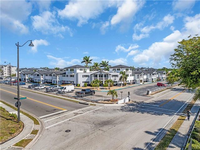 3704 Broadway # 303, Fort Myers, FL 33901