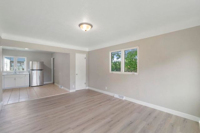 1424 Sager Avenue, Waterloo, IA 50701
