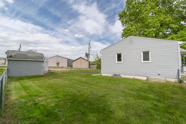 1424 Sager Avenue, Waterloo, IA 50701