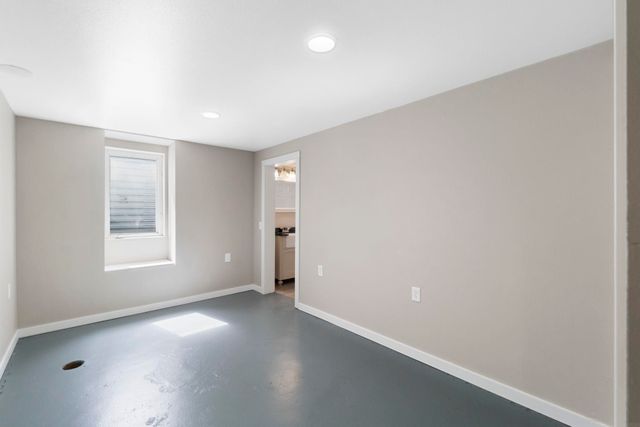 1424 Sager Avenue, Waterloo, IA 50701