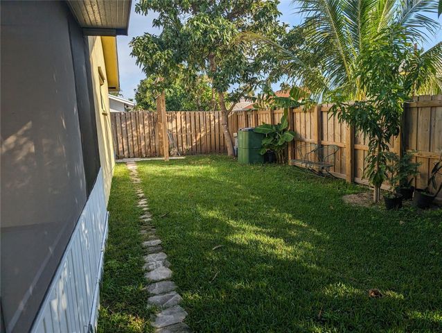 707 SE 3rd Avenue, Davie, FL 33004