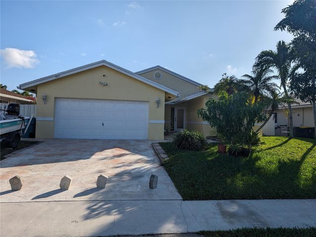 707 SE 3rd Avenue, Davie, FL 33004