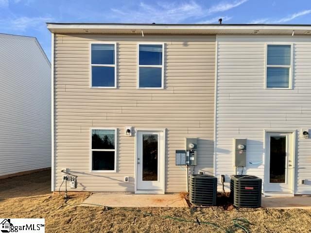 1265 Forestbrook Lane, Spartanburg, SC 29303