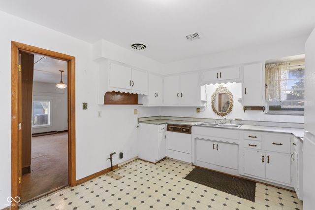 4931 Rockville Road, Indianapolis, IN 46224