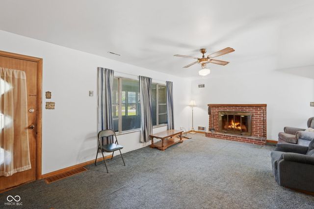 4931 Rockville Road, Indianapolis, IN 46224