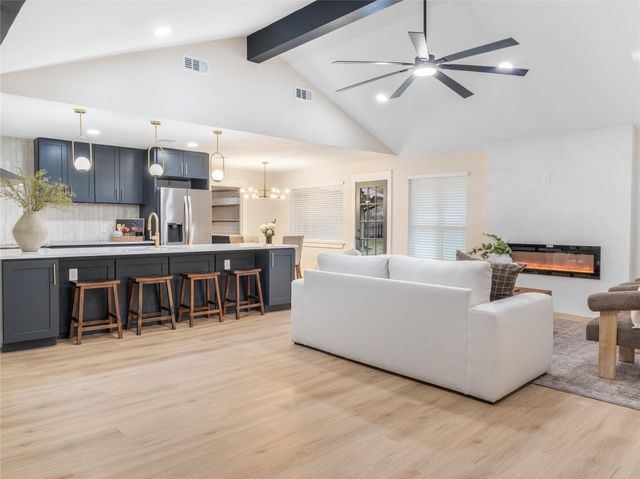 224 Clear Springs RD, Georgetown, TX 78628