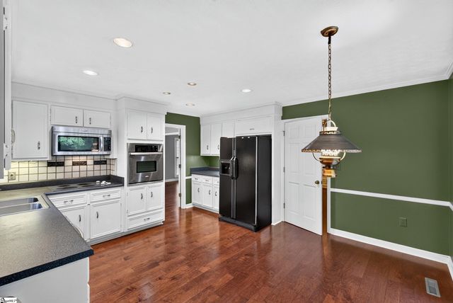 103 Lancelot Court, Simpsonville, SC 29681