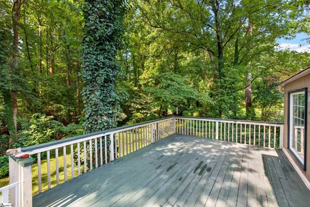 103 Lancelot Court, Simpsonville, SC 29681