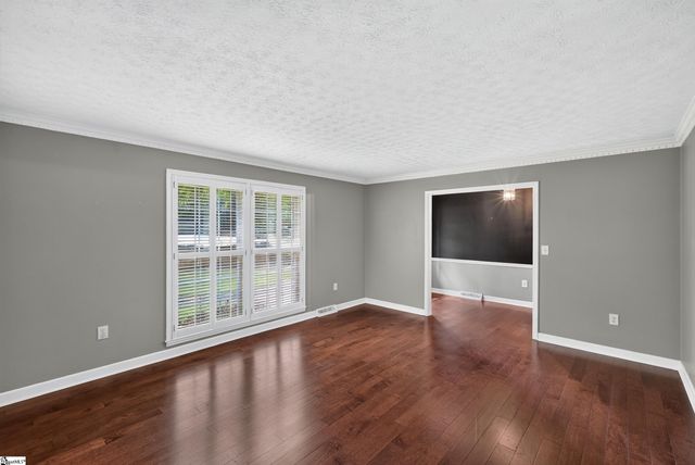 103 Lancelot Court, Simpsonville, SC 29681