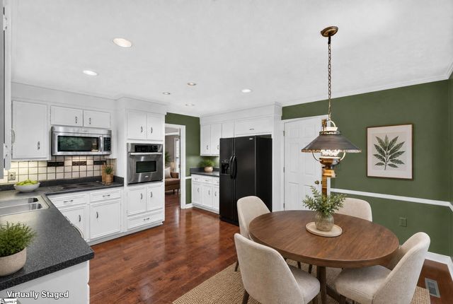 103 Lancelot Court, Simpsonville, SC 29681