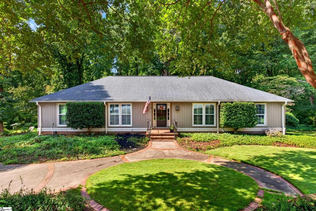 103 Lancelot Court, Simpsonville, SC 29681