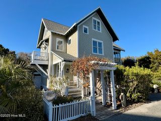 904 Bramble Reach, Bald Head Island, NC 28461