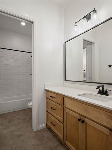 915 Villaverde Drive, Norman, OK 73071